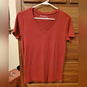 L Eddie Bauer red tee